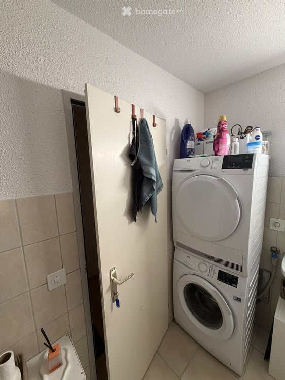 Helle 3.5-Zimmer-Wohnung mit Balkon und Garage in Beringen 12