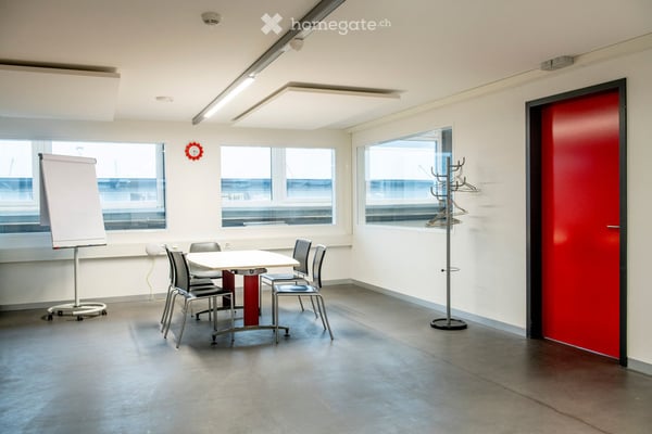 Moderne und helle Industriefläche ideal für Produktion, Lager & Büro 4