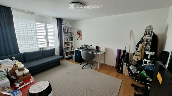 Bright 3.5-Room Apartment with Balcony and Terrace in Zürich Oerlikon 13