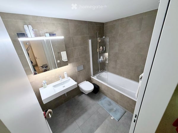 Nahe Sihlcity und doch idyllisch gelegen - 4.5-Zimmer-Wohnung in Zürich-Enge (Le001) 3