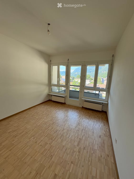 Affittasi luminoso appartamento di 3.5 locali al terzo piano, con una superficie di 110.72 m2 6