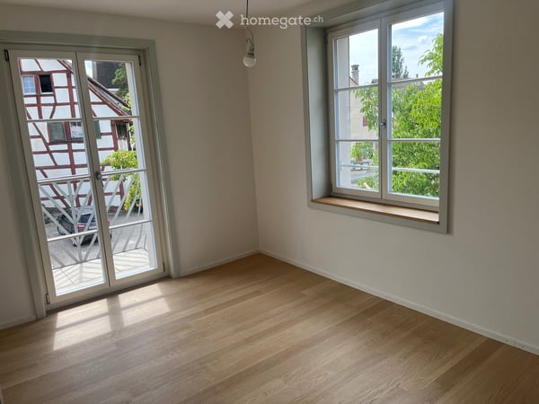 2.5-Zimmer-Wohnung in Trüllikon – frisch saniert mit Balkon 4