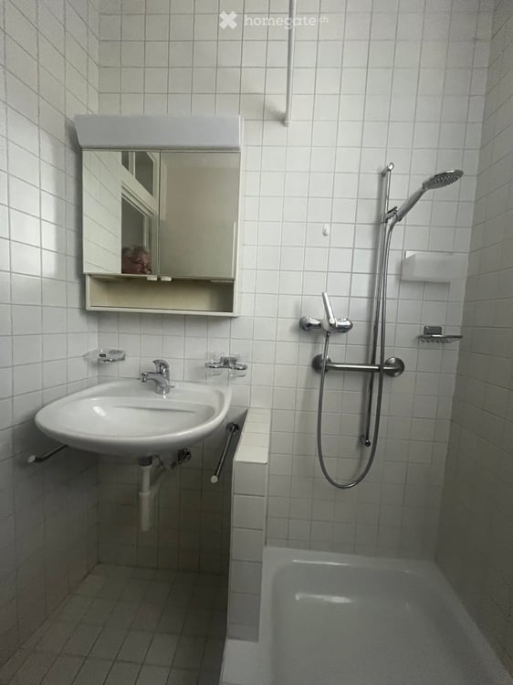 4-Zimmer-Wohnung in 2-Familienhaus mit Balkon / 3-Zimmer-Wohnung mit direktem Gartenabgang 37