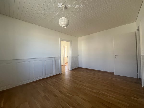 4-Zimmer-Wohnung in 2-Familienhaus mit Balkon / 3-Zimmer-Wohnung mit direktem Gartenabgang 30