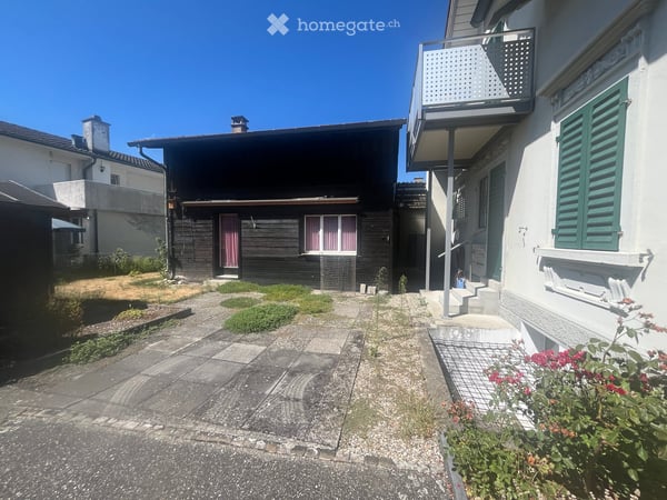 4-Zimmer-Wohnung in 2-Familienhaus mit Balkon / 3-Zimmer-Wohnung mit direktem Gartenabgang 5