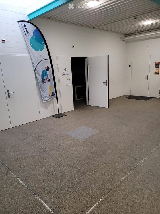 Bürofläche 55 m2 an zentraler Lage in Wallenwil – 150 m² inkl. Lager im Erdgeschoss 3