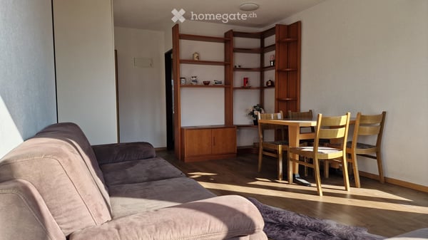 Möblierte 3-Zimmer-Ferienwohnung in Meierhof (Obersaxen) mit herrlichem Bergblick 3