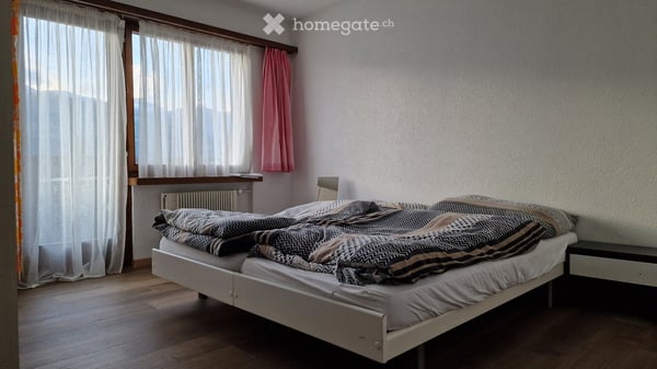 Möblierte 3-Zimmer-Ferienwohnung in Meierhof (Obersaxen) mit herrlichem Bergblick 5