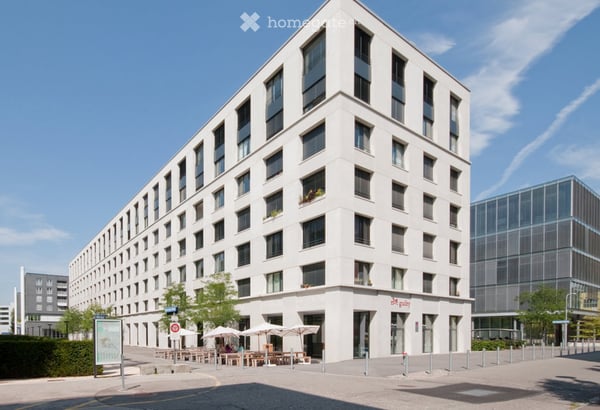 POP UP GELEGENHEIT; attraktives Ladenlokal mit kompletter Einrichtung in Zürich-Oerlikon 1