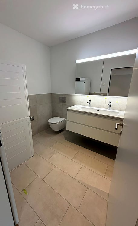 ERSTVERMIETUNG: 3.5-Zimmer-Neubauwohnung mit zwei Bädern und 17 m² gedecktem Balkon 7