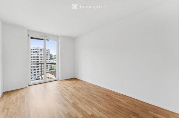 Spacious 5.5-Room New Build Apartment with 2 Balconies in Zürich Binz 7