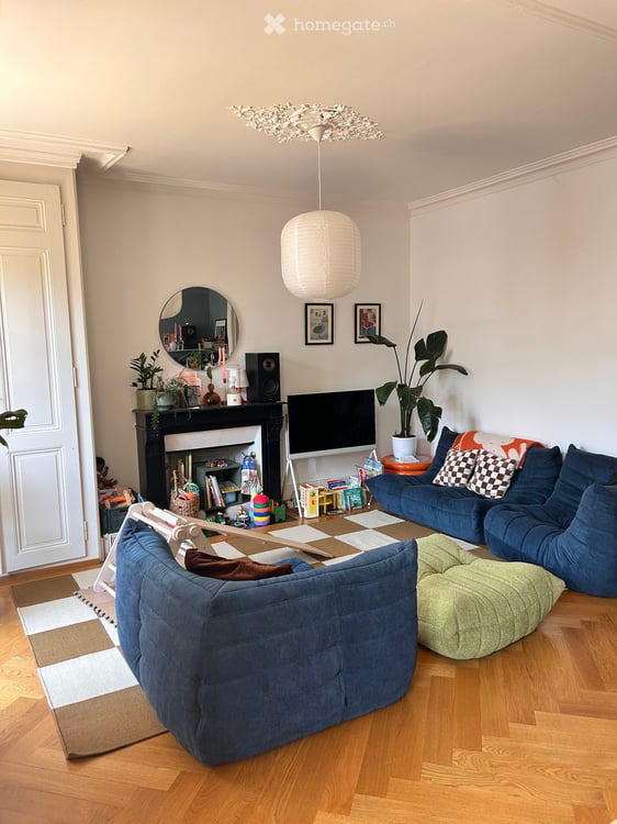 Charming 3-Room Apartment with Balcony in the Heart of Carouge 2