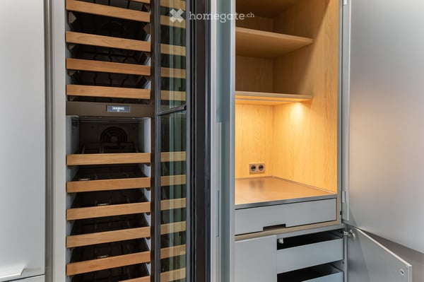 Appartement en étage élevé avec rénovation haut de gamme à Matutina Parc 11