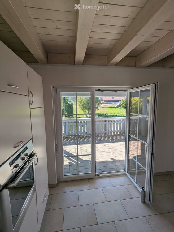 Komfortable und gepflegte 2.5 Zimmer- Wohnung ( optional 4,5 ) 6
