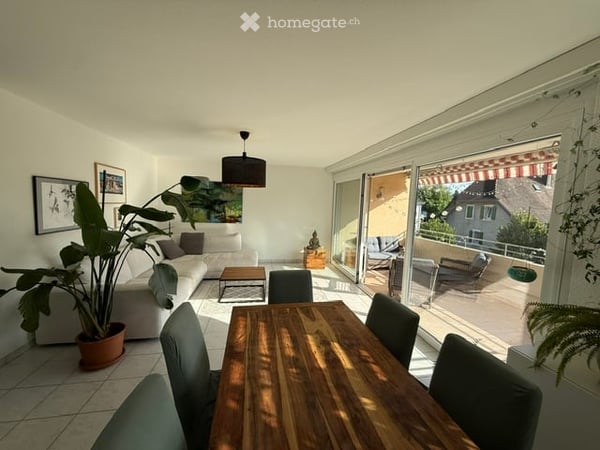 Appartement lumineux de 4,5 pièces de 106 m² avec grand balcon 6