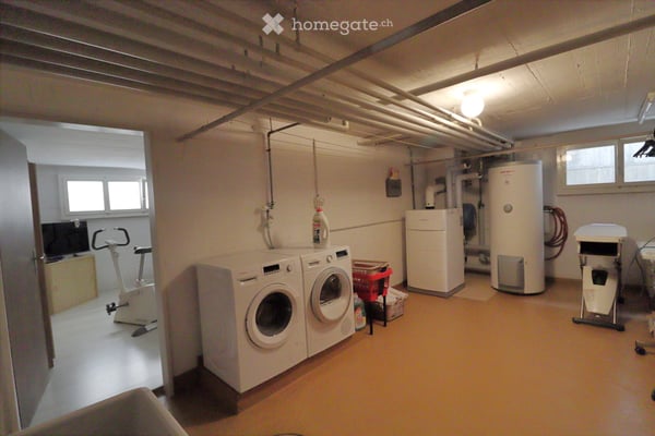 Freistehendes 3 ½-Zimmer Haus mit viel Potenzial ist in Fällanden an sonniger Lage 9