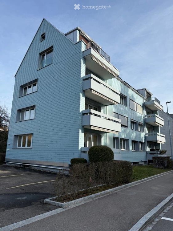 3 1/2 Zimmer-Dachwohnung mit grossem Nebenraum 9