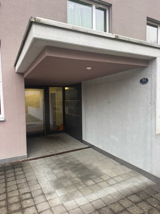 Schöne, helle 3.5 Zimmer Wohnung im 1. Stock mit Sicht auf Berge sucht neuen Eigentümer 25