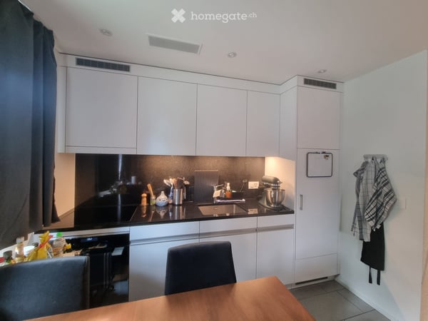 Nachmieter gesucht für Moderne 2.5-Zimmer-Wohnung in Rüti ZH 2