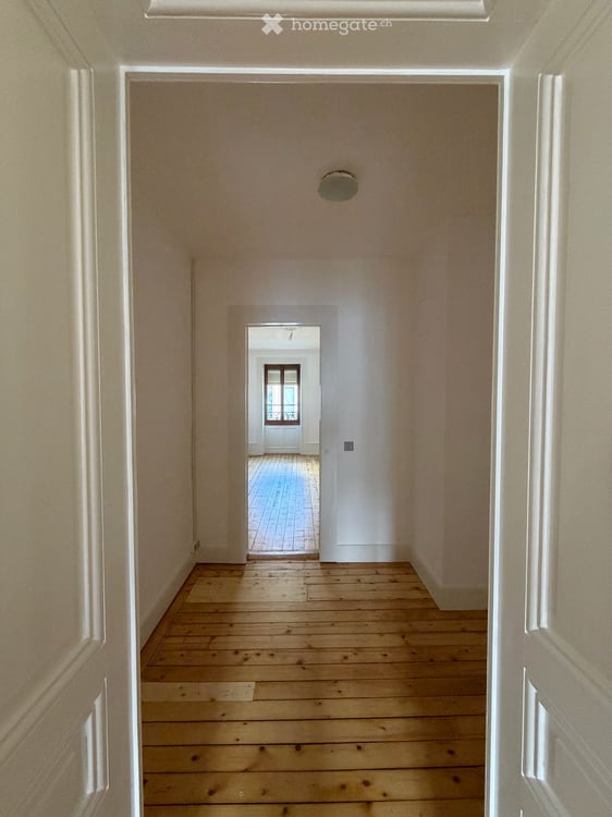 120 m² 2-room apartment in the heart of Geneva — steps from Rue de Rive 4