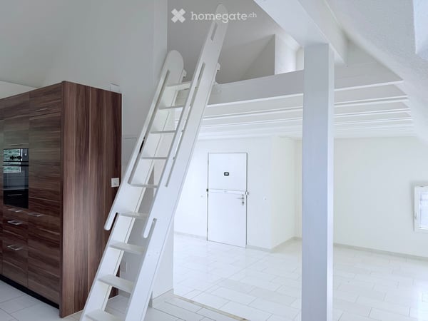 Exklusive 3.5-Zimmer-Dachwohnung mit Weitsicht in Dänikon 6