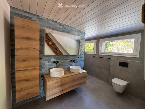 Neue 3.5-Zimmer-Maisonette-Wohnung in Ersigen – Historischer Charme trifft modernen Komfort 15