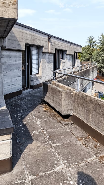 ZU VERMIETEN – 265 m² zum Ausbauen – Arztpraxis, Büro oder Kindertagesstätte in Bern-Tiefenau 22