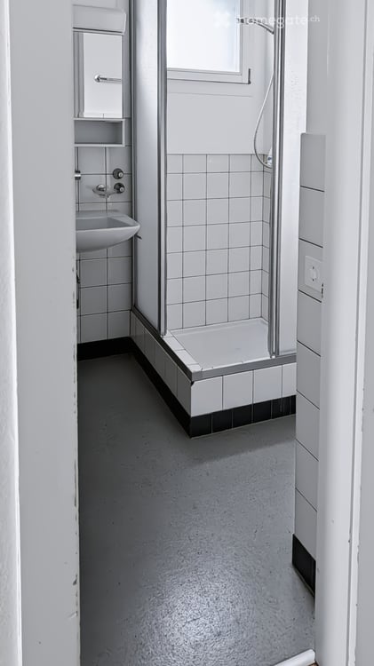 ZU VERMIETEN – 265 m² zum Ausbauen – Arztpraxis, Büro oder Kindertagesstätte in Bern-Tiefenau 23