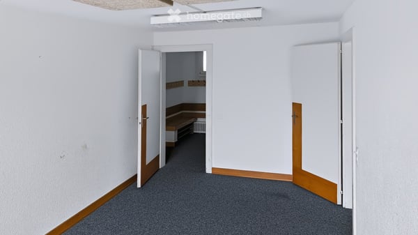 ZU VERMIETEN – 265 m² zum Ausbauen – Arztpraxis, Büro oder Kindertagesstätte in Bern-Tiefenau 13