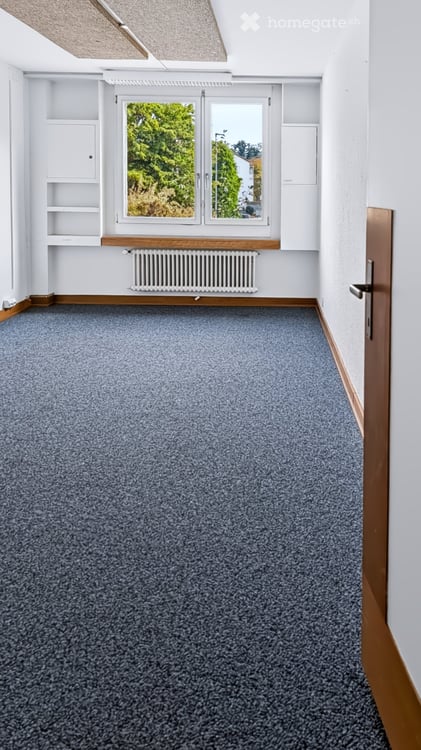ZU VERMIETEN – 265 m² zum Ausbauen – Arztpraxis, Büro oder Kindertagesstätte in Bern-Tiefenau 4