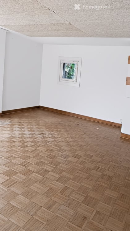 ZU VERMIETEN – 265 m² zum Ausbauen – Arztpraxis, Büro oder Kindertagesstätte in Bern-Tiefenau 8