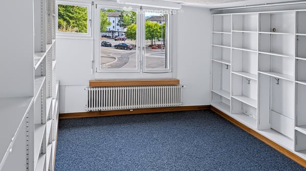 ZU VERMIETEN – 265 m² zum Ausbauen – Arztpraxis, Büro oder Kindertagesstätte in Bern-Tiefenau 11