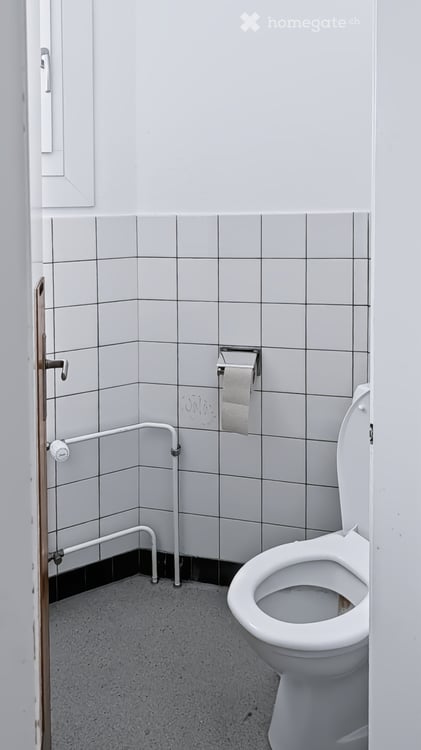 ZU VERMIETEN – 265 m² zum Ausbauen – Arztpraxis, Büro oder Kindertagesstätte in Bern-Tiefenau 25