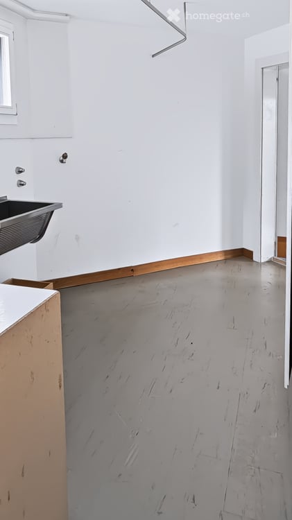 ZU VERMIETEN – 265 m² zum Ausbauen – Arztpraxis, Büro oder Kindertagesstätte in Bern-Tiefenau 27