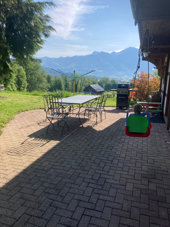 Charmantes 6.5-Zimmer-Einfamilienhaus in Reichenburg 3