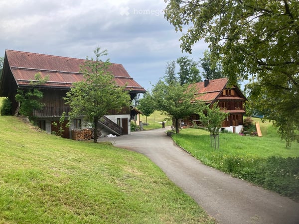 Charmantes 6.5-Zimmer-Einfamilienhaus in Reichenburg 5