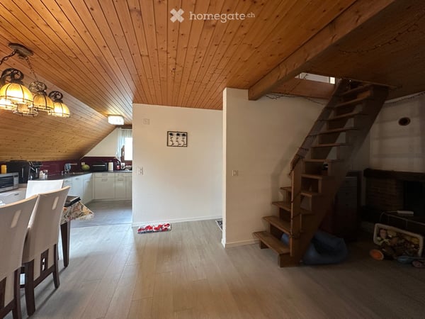 Charmante 3.5-Zimmer-Maisonette-Wohnung in Othmarsingen – sofort verfügbar! 3