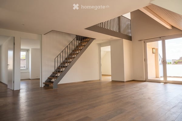 Exklusive 4½-Zimmer-Dachwohnung mit Galerie und zwei grosszügigen Balkonen 3