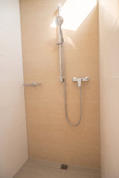 Exklusive 4½-Zimmer-Dachwohnung mit Galerie und zwei grosszügigen Balkonen 14