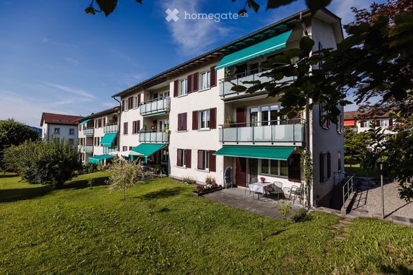 Wohnen in der Gemeinschaft: Top sanierte und ruhige 4-Zimmer-Wohnung 2