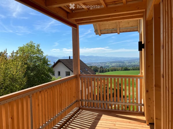 Neue 5.5-Zimmer-Wohnung mit Weitblick