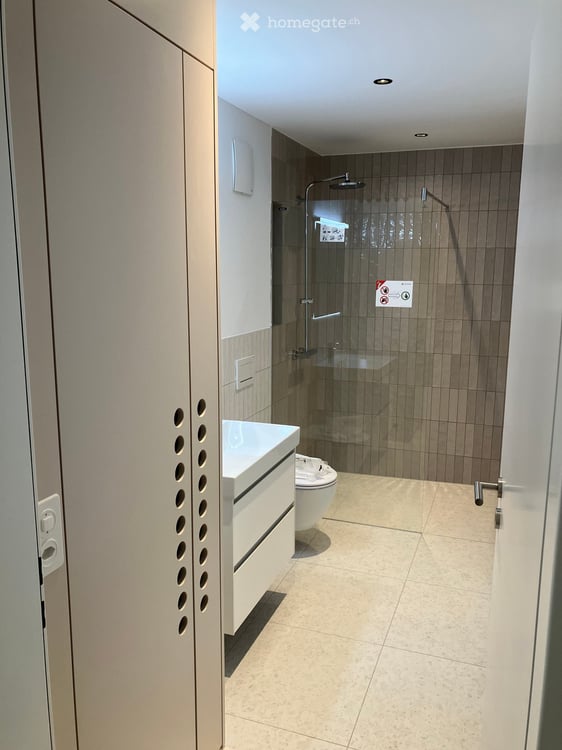 Neue 3.5-Zimmer-Wohnung mit Weitblick 6