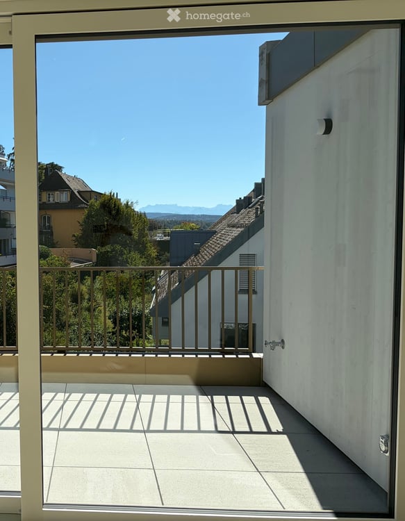 Neubau / 3-Zimmer-Attikawohnung am Zürichberg 17