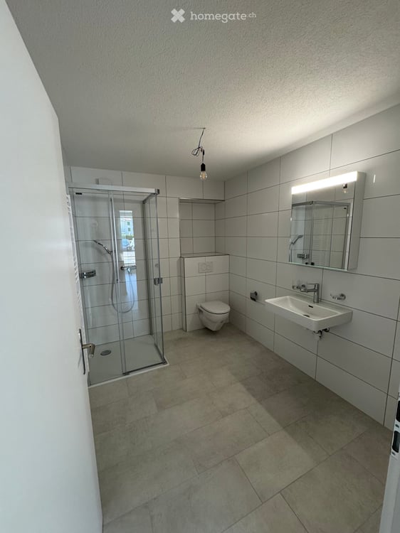 Moderne 2.5-Zimmer-Wohnung in Oberarth 3