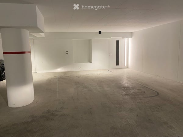 Einstellhallenplatz an top Lage zu vermieten 2