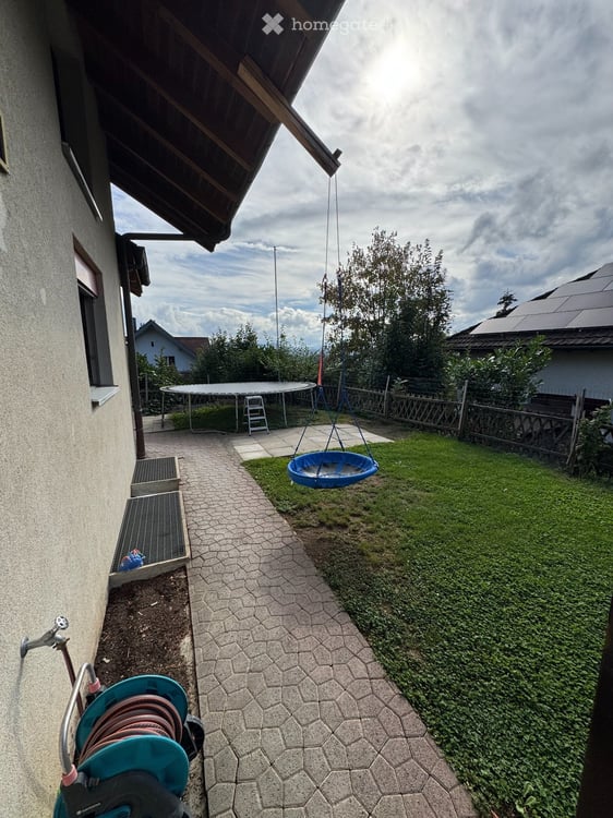 Freistehendes Einfamilienhaus in Aristau mit traumhaften Weitblick und viel Potential 32