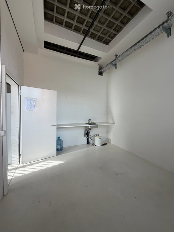 Nachmieter gesucht – grosszügige Büro- und Gewerberäume im Viscoseareal | 452 m² 9