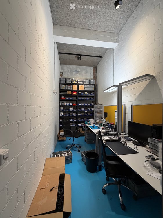 Nachmieter gesucht – grosszügige Büro- und Gewerberäume im Viscoseareal | 452 m² 7