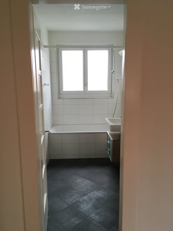 Helle Wohnung mit integriertem Mansardenzimmer im Chreis 4 7