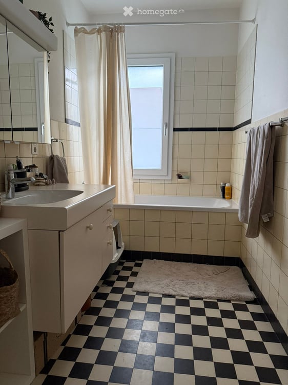 Charmante 2 Zimmerwohnung im Züriberg-Quartier Fluntern 5